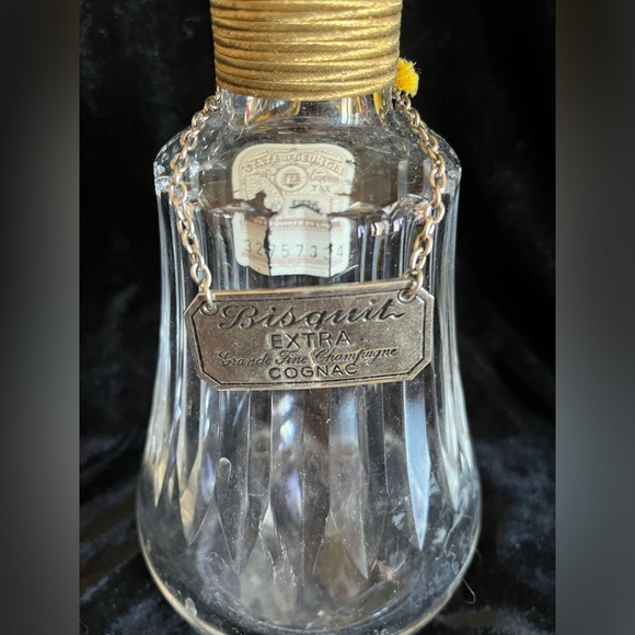 Vintage crystal Cognac decanter.  No stopper.  8” tall - Picture 4 of 6